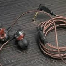 K Z I High DEfinition Powerful Bass Sound Earphone